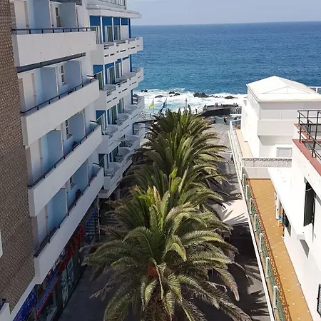 With One Bedroom In Puerto De La Cruz, With Wonderful Sea Vi Apartment Puerto de la Cruz (Tenerife)