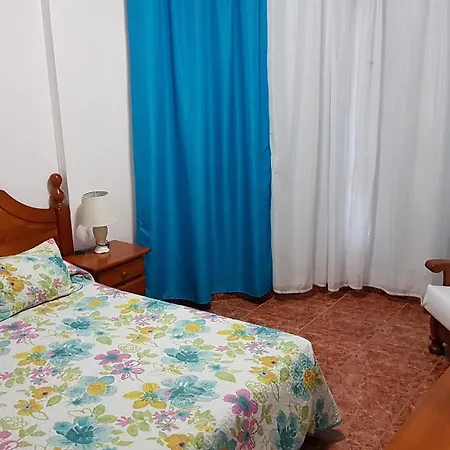With One Bedroom In Puerto De La Cruz, With Wonderful Sea Vi Apartment Puerto de la Cruz (Tenerife)